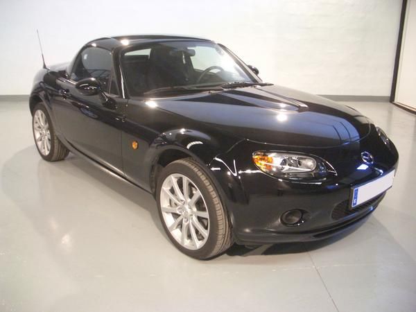 MAZDA MX5 ACTIVE+ Roadster Coupe 126CV - 625.493.903 - www.sevencars.es - Todo un mito