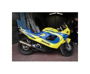 SUZUKI GSX 600