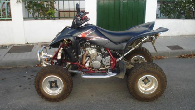 Vendo Quad Suzuki LTZ400