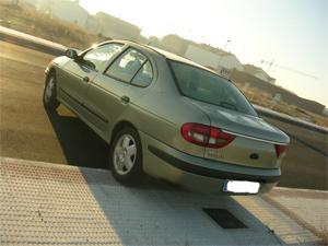 Venta de coche Renault Megane 1.9 DTi RT(automatico)227/MES 4/5-Puertas '00 en Madrid