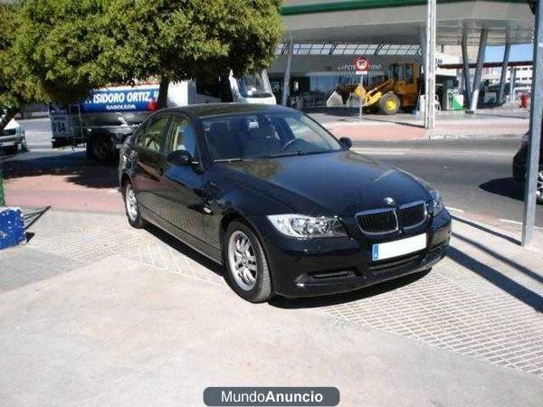 BMW 320 d Oferta completa en: http://www.procarnet.es/coche/albacete/villarrobledo/bmw/320-d-diesel-548023.aspx...