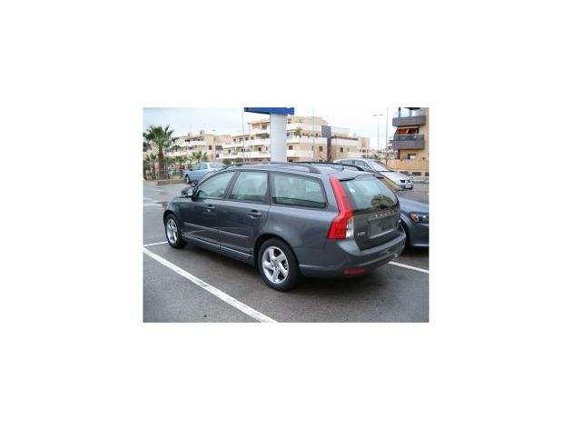 VOLVO V50 1.6DRIVE MOMENTUM