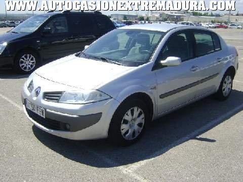 RENAULT MEGANE 1.5DCI 105CV MY06 EXPRESSION 4P 1.461 C.C. BERLINA