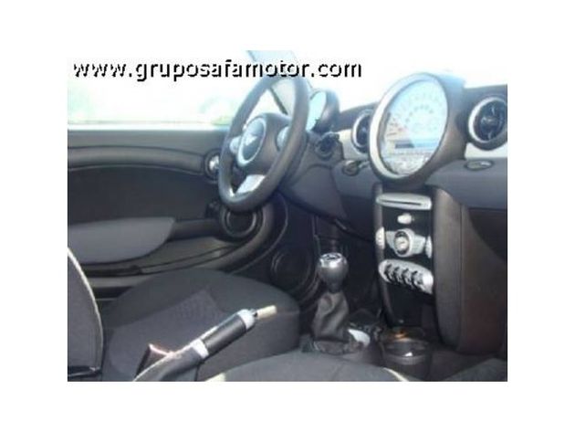 RENAULT VEL SATIS 3.0 DCI INITIAL