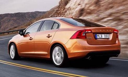 Volvo S60 D5 AWD Momentum Aut. (my12)