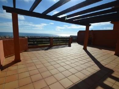 Apartamento con 2 dormitorios se vende en Casares Costa, Costa del Sol