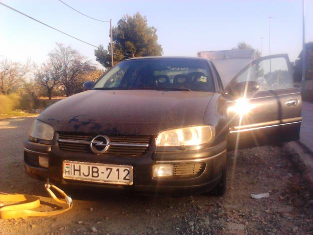 Opel Omega 2.5 v 6 gasolina