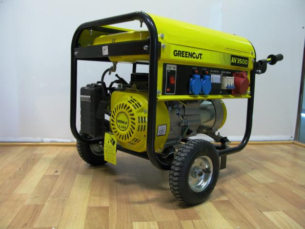 Generador electrico-Grupo electrogeno Trifasico Greencut Ref.: AV3500TR - 300 euros