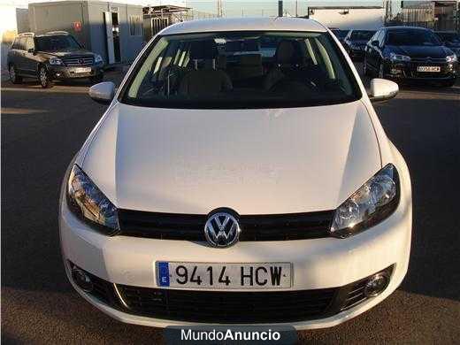 Volkswagen Golf 1.6 TDI 105 DSG Advance BMoti