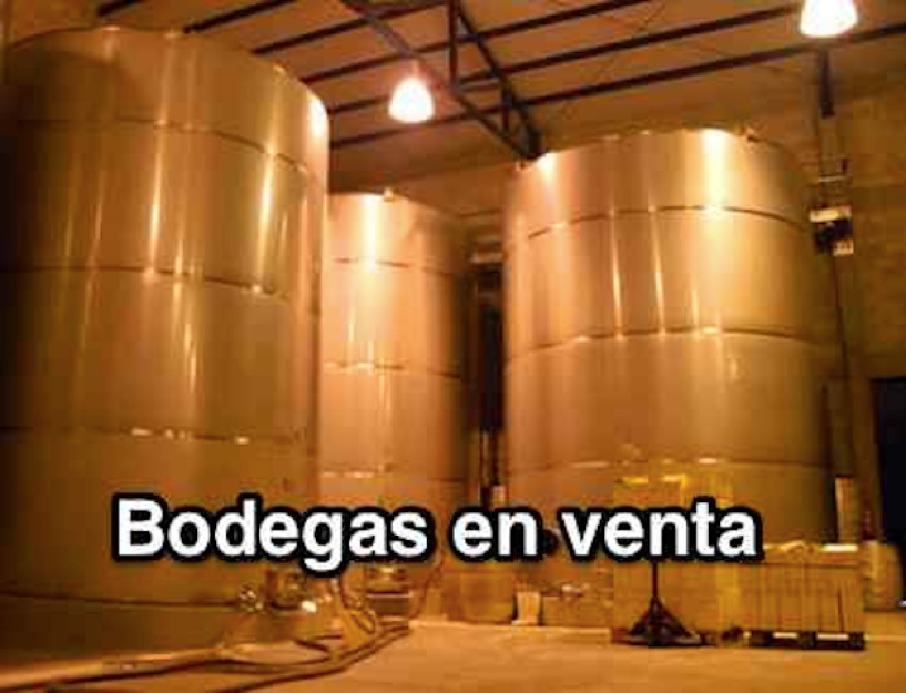 Bodega avec de hangars en vente à Málaga