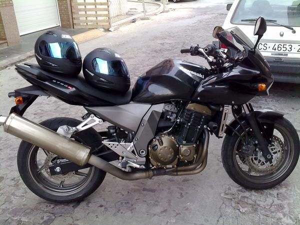 vendo moto seminueva 750