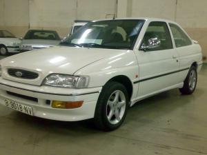 ford escort 1.8 16v año 96 coupe itv resien pasada perfecto estado €1000