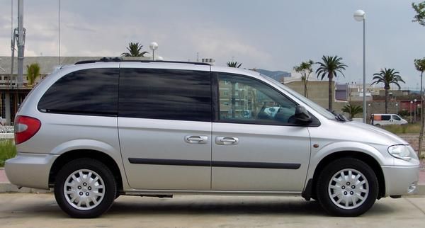 VENDO CHRYSLER VOYAGER SE 2.4 DIESEL