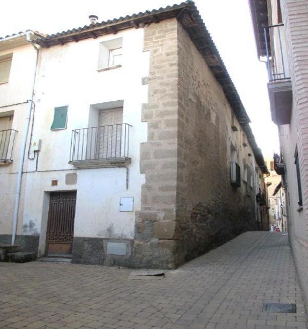 Casa de pueblo en colungo sierra de guara