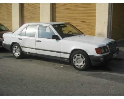 vendo  mercedes 300D automatic averiad