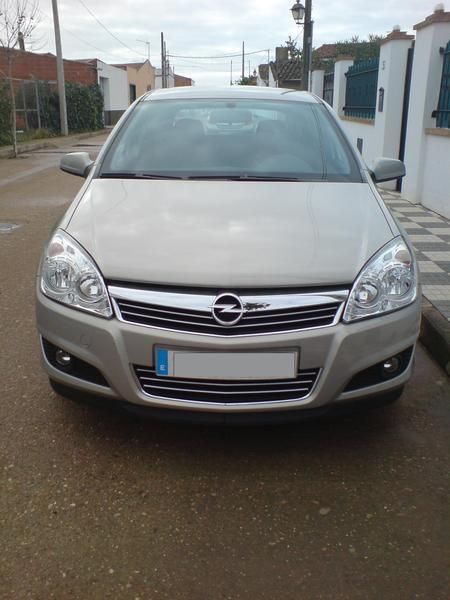 Opel Astra Enjoy por 12.000