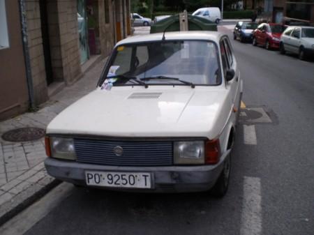 Seat 127 Fura L 3 puertas en PONTEVEDRA