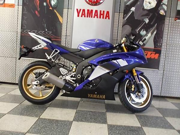 Yamaha YZF R6 modelo 2009