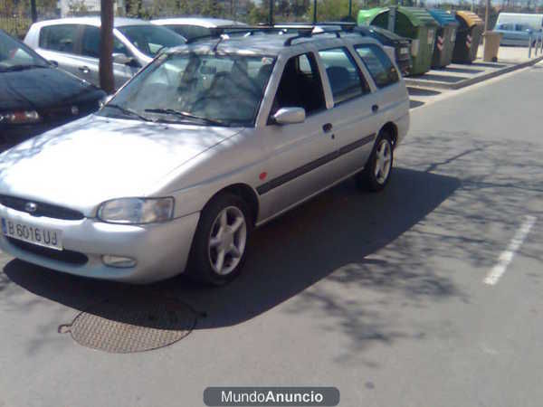 FORD ESCORT FAMILIAR 1.8 TD