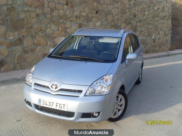 TOYOTA COROLLA VERSO 2.2 136 CV