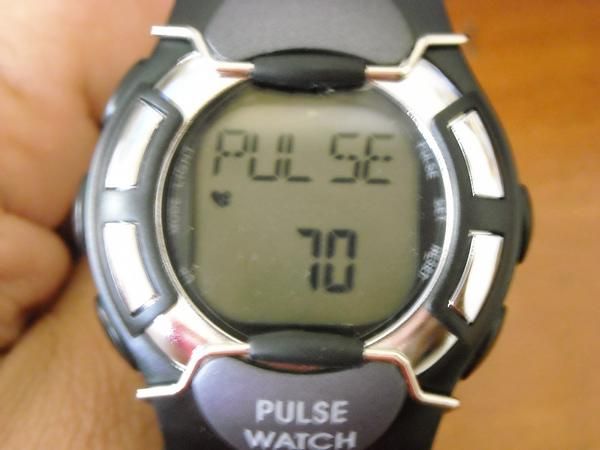 RELOJ PULSOMETRO CALORIAS CRONOMETRO ALARMA