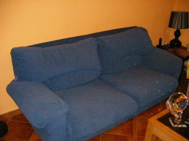 VENDO SOFA AZUL MARINO 3 PLAZAS ECONOMICO