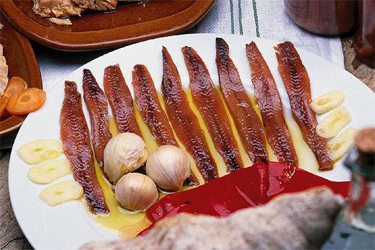 Anchoas, Melva, Caballa, Salmón, caracoles, esparragos, pimientos, a los mejores precios