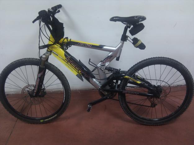 BICICLETA SCOTT FX 26.0