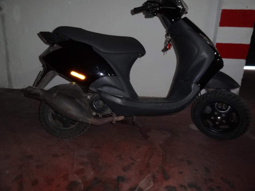 Piaggio Zip por aire modelo nuevo ¡ Perfecto estado !!