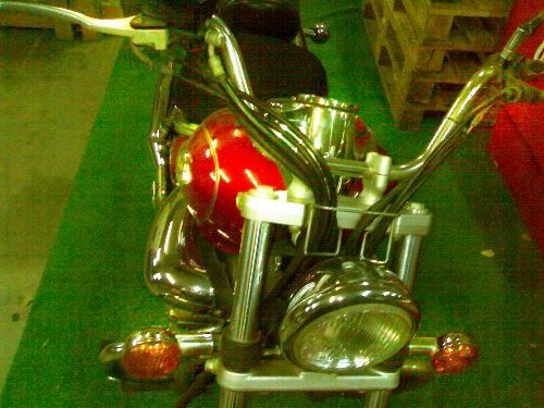 Susuky  intruder classic 125cc  impecable cromada