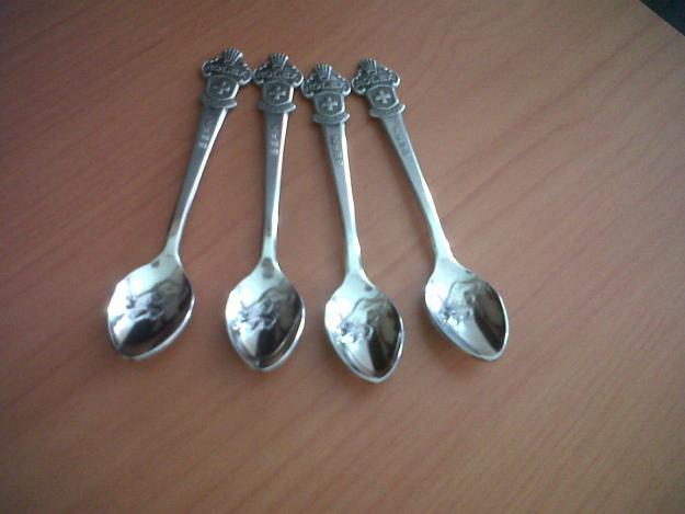 vendo set de 4 cucharas de cafe de la marca ROLEX