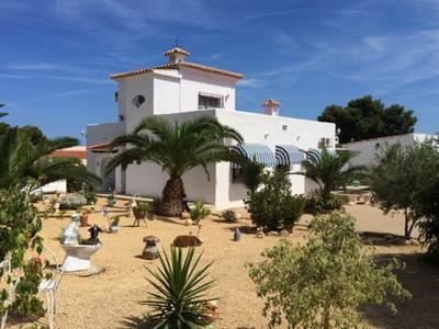 3b  , 2ba   in L'Alfas Del Pi,  Costa Blanca South   - 320000  EUR