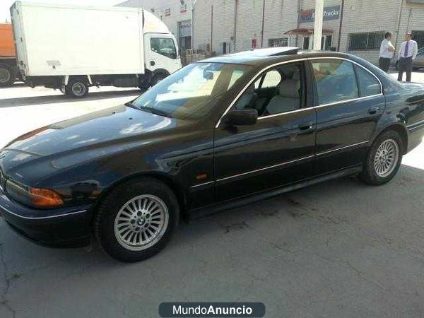 BMW 525 tds.CUERO NEGRO-BLANCO.T ECHO