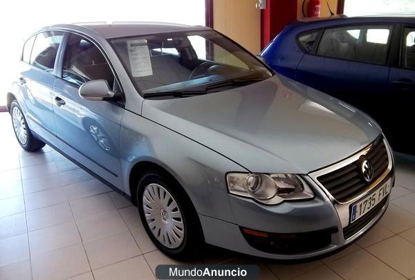 VOLKSWAGEN PASSAT 2. 0 TDI 140CV TRENDLINE