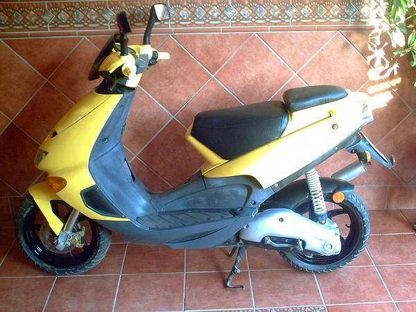 aprilia sr se vende