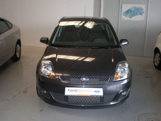 FORD Fiesta 1.4TDCI Futura X