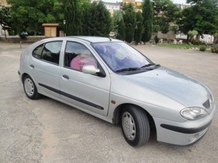 RENAULT MEGANE BREAK BERLINA - VALENCIA