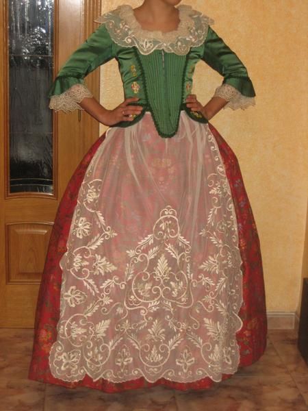 Traje fallera siglo XVIII