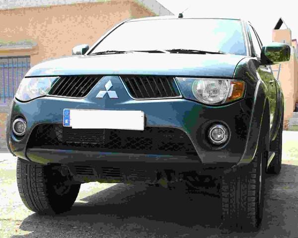 Mitsubishi pick up L200