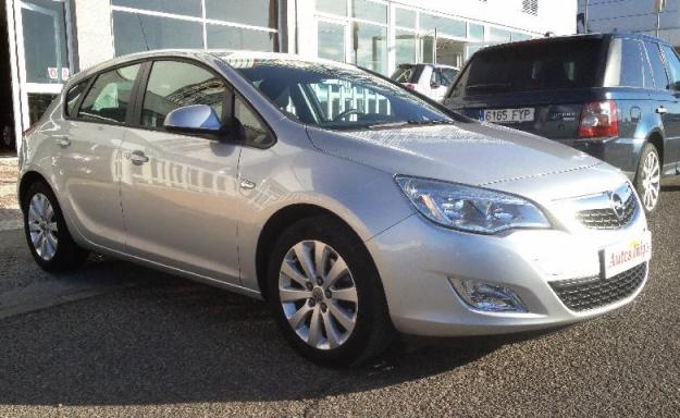 Opel Astra - 1.7 CDTI Enjoy