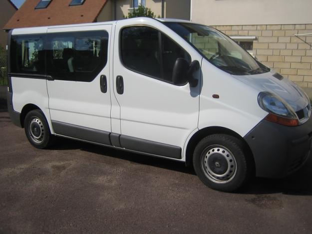 RENAULT TRAFIC COMBI DIESEL