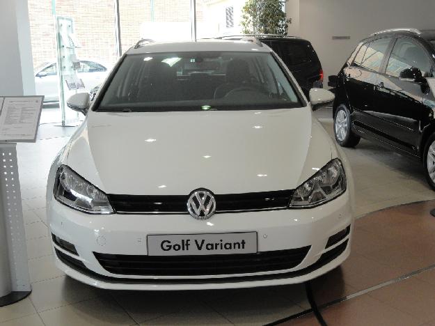 Volkswagen Golf Variant 1.6 TDI 105cv DPF Advance, 20.600€