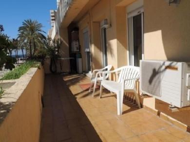 Apartamento con 2 dormitorios se vende en Estepona, Costa del Sol