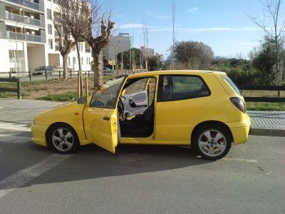 FIAT BRAVO 1.9 JTD - TARRAGONA