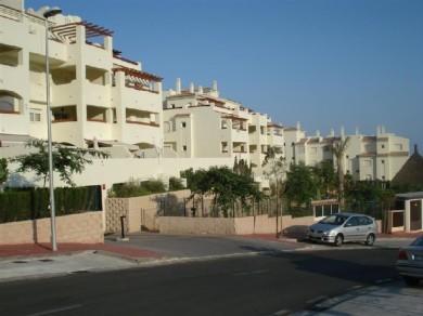 Apartamento con 2 dormitorios se vende en Benalmadena Costa, Costa del Sol