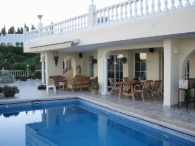 Chalet con 3 dormitorios se vende en Mijas Costa, Costa del Sol