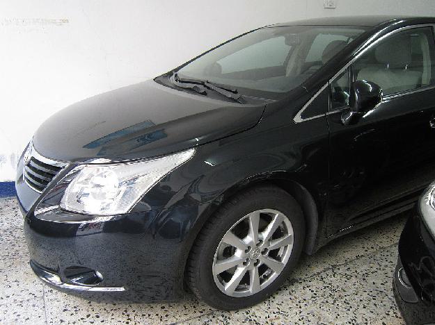 Toyota Avensis TOYOTA Avensis 22 D4D Advance 4p en Lugo