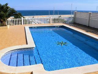 Villa : 9/10 personas - piscina - vistas a mar - ametlla de mar  tarragona (provincia de)  cataluna  espana