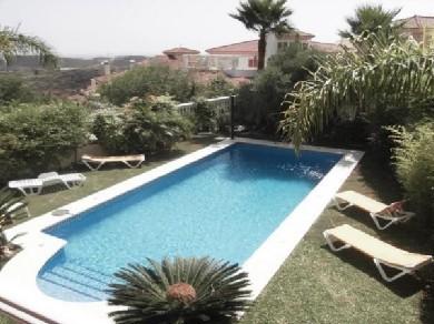 Chalet con 4 dormitorios se vende en Mijas Costa, Costa del Sol