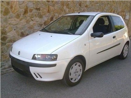 FIAT PUNTO 1.2 16V ELX AIRE ACONDICIONADO 2.800  - Girona